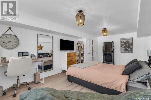 2515 Hanover Avenue, Saskatoon, SK - Indoor Photo Showing Bedroom