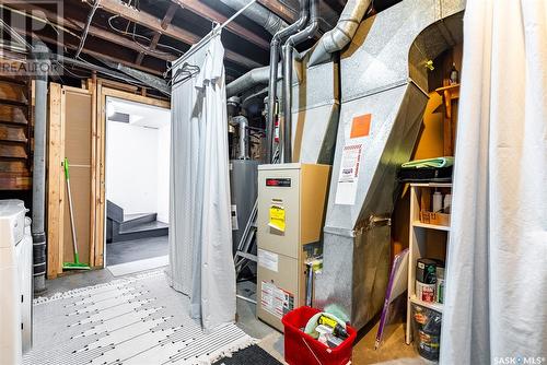 2515 Hanover Avenue, Saskatoon, SK - Indoor Photo Showing Basement