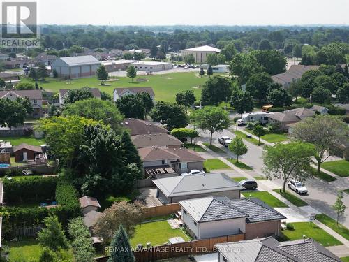 1384 Bentley Drive, London, ON - Outdoor With View