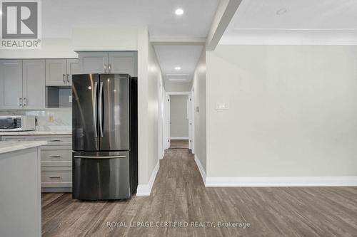 637 Ross Street, London, ON - Indoor Photo Showing Kitchen