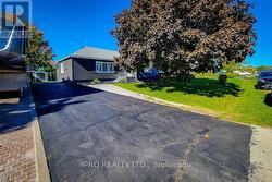 133 CORMAN AVENUE  Hamilton, ON L8G 3W5