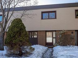 128 Forestside Crescent  Halifax, NS B3M 1M4