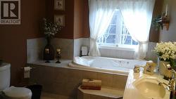 Ensuite - 
