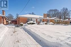 474 BLAKE STREET  London, ON N6K 2N8