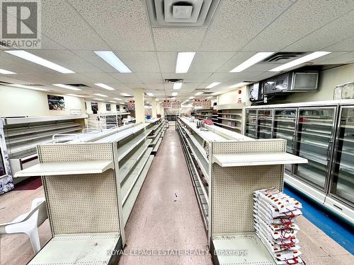 1449 Gerrard Street E, Toronto, ON 