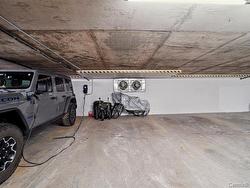 Garage - 