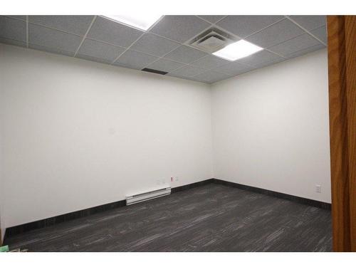 IntÃ©rieur - 200-110 Av. Principale, Rouyn-Noranda, QC - Indoor Photo Showing Other Room