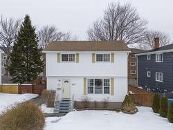 107 Evans Avenue  Halifax, NS B3M 1C8