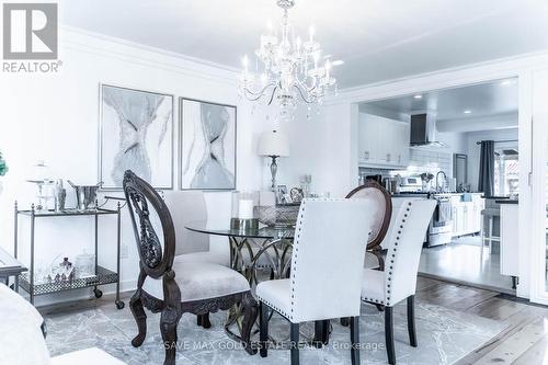 252 Walter Avenue N, Hamilton, ON - Indoor Photo Showing Dining Room