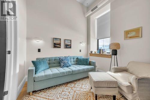 Unit # 2 - 38 Front Street, Quinte West (Trenton Ward), ON - Indoor Photo Showing Living Room