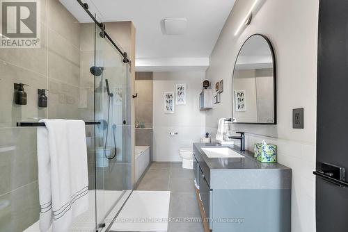 Unit # 2 - 38 Front Street, Quinte West (Trenton Ward), ON - Indoor Photo Showing Bathroom