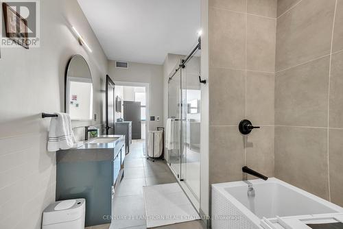 Unit # 2 - 38 Front Street, Quinte West (Trenton Ward), ON - Indoor Photo Showing Bathroom