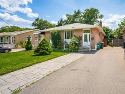 1474 Sandgate Crescent  Mississauga, ON L5J 2E5