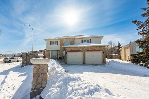 76 Ambergate Drive, Winnipeg, MB - Outdoor