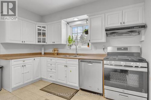 4 Glendale Avenue, London, ON - Indoor Photo Showing Kitchen With Double Sink