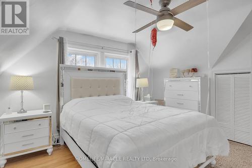 4 Glendale Avenue, London, ON - Indoor Photo Showing Bedroom