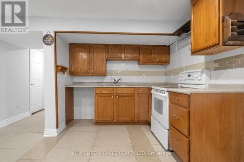 4 Glendale Avenue, London, ON - Indoor Photo Showing Kitchen