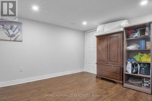 4 Glendale Avenue, London, ON - Indoor Photo Showing Other Room