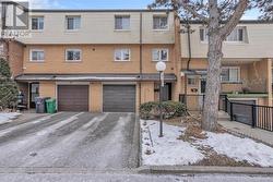 76 - 3175 KIRWIN AVENUE  Mississauga, ON L5A 3M4