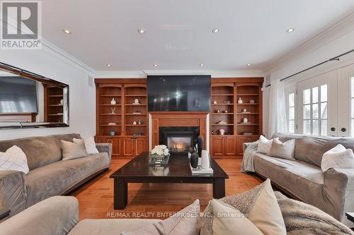 461 Lynd Avenue, Mississauga, ON - Indoor Photo Showing Living Room With Fireplace