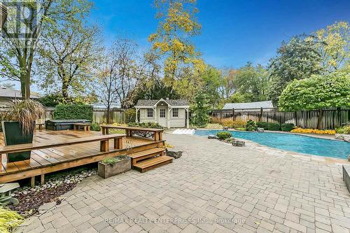 461 Lynd Avenue, Mississauga, ON - Outdoor With In Ground Pool