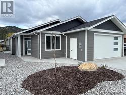 574 Meadowlark Avenue  Vernon, BC V1H 2A1