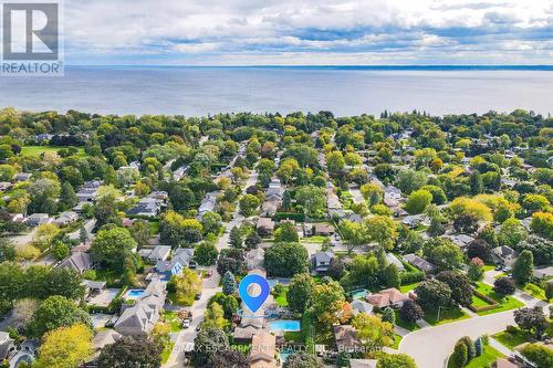 344 Camelot Court, Burlington, ON - Outdoor With View