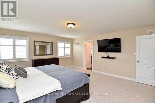 36 Chartwell Circle, Hamilton, ON - Indoor Photo Showing Bedroom