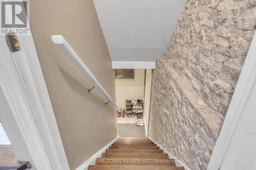 36 Chartwell Circle, Hamilton, ON - Indoor Photo Showing Other Room