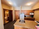 203-2090 Summit Drive, Panorama, BC  - Indoor Photo Showing Kitchen 