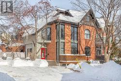 1 PATTERSON AVENUE  Ottawa, ON K1S 1X9