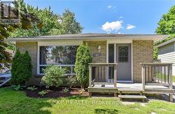 61 ROSSFORD CRESCENT  Kitchener, ON N2M 2H8