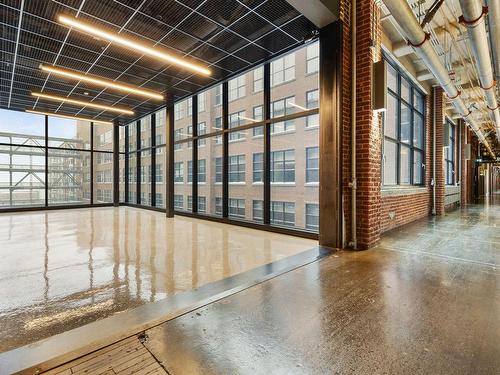 Corridor - 6.120-1751 Rue Richardson, Montréal (Le Sud-Ouest), QC - Indoor Photo Showing Other Room