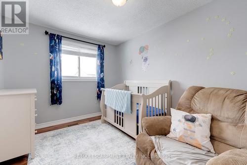 138 Sekura Crescent, Cambridge, ON - Indoor Photo Showing Bedroom