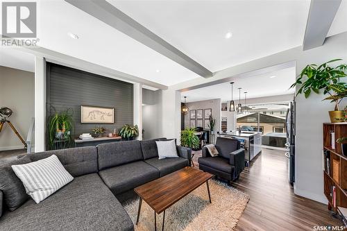 309 Secord Way, Saskatoon, SK - Indoor Photo Showing Living Room