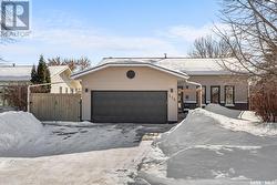 334 Brunst CRESCENT  Saskatoon, SK S7N 3S3