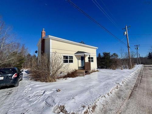 4 Locks Road, Enfield, NS 