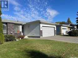 110 Brabant CRESCENT  Saskatoon, SK S7J 4Y9