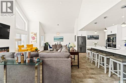 1130 Stadacona Street W, Moose Jaw, SK - Indoor