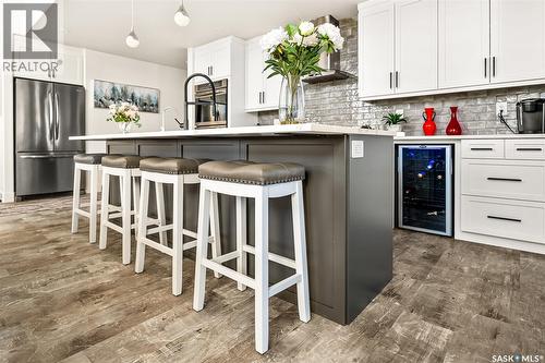 1130 Stadacona Street W, Moose Jaw, SK - Indoor Photo Showing Kitchen With Upgraded Kitchen