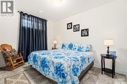 1130 Stadacona Street W, Moose Jaw, SK - Indoor Photo Showing Bedroom