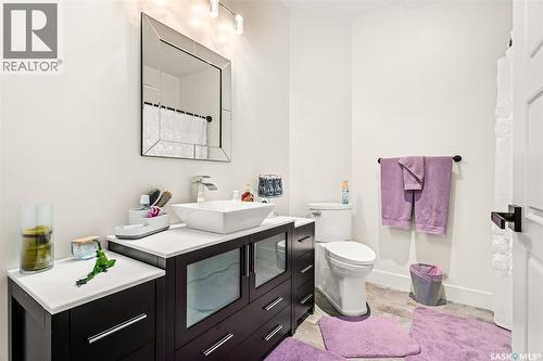 1130 Stadacona Street W, Moose Jaw, SK - Indoor Photo Showing Bathroom