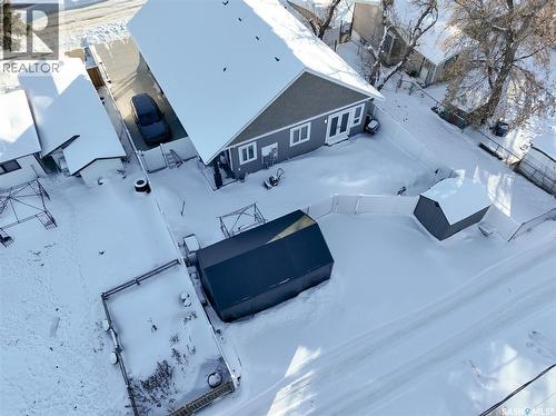 1130 Stadacona Street W, Moose Jaw, SK - Outdoor