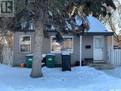 2 Stanley PLACE  Saskatoon, SK S7L 1C3