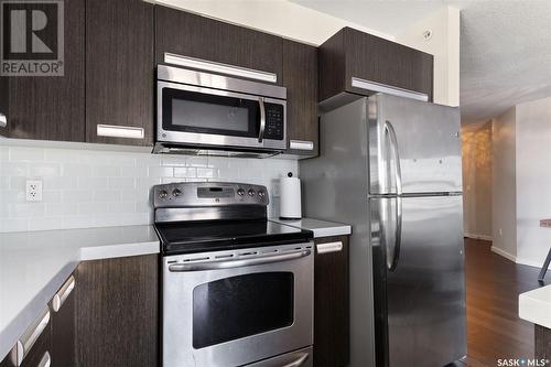 312 1640 Dakota Drive, Regina, SK - Indoor Photo Showing Kitchen With Stainless Steel Kitchen