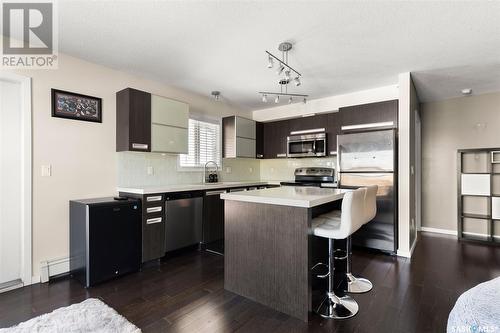 312 1640 Dakota Drive, Regina, SK - Indoor Photo Showing Kitchen With Stainless Steel Kitchen