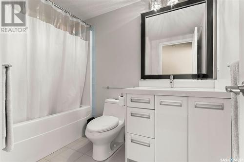 312 1640 Dakota Drive, Regina, SK - Indoor Photo Showing Bathroom