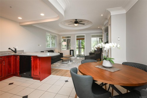 905/906 D-366 Clubhouse Dr, Courtenay, BC - Indoor Photo Showing Dining Room