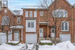 32 - 1591 SOUTH PARADE COURT  Mississauga, ON L5M 6G1