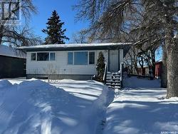 1052 Edgar STREET  Regina, SK S4N 3J4